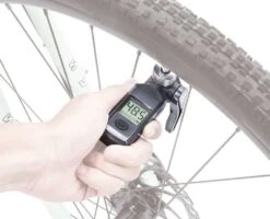 Topeak Shuttle Gauge Digital -Giant Store 71071 topeak shuttle gauge digital