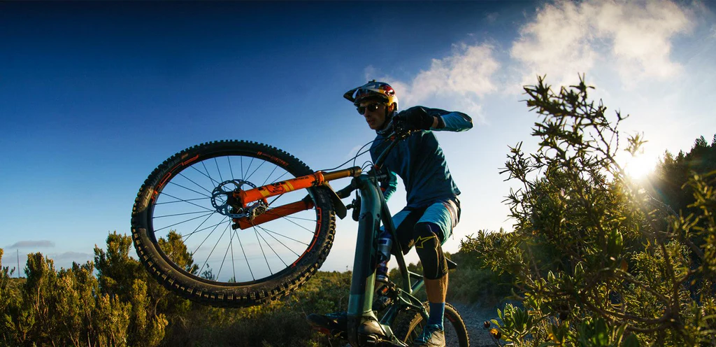 Front Page -Giant Store banner35